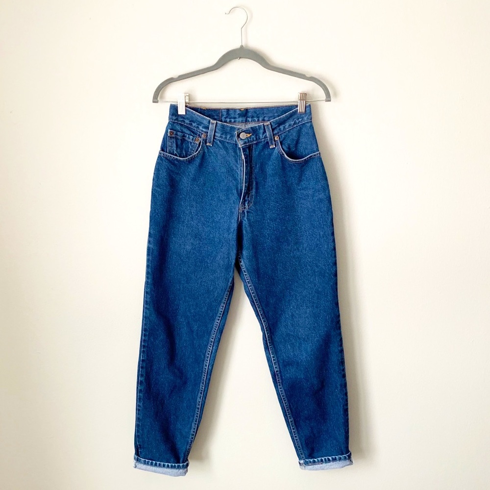 Vintage LEVI High Rise Mom Jeans